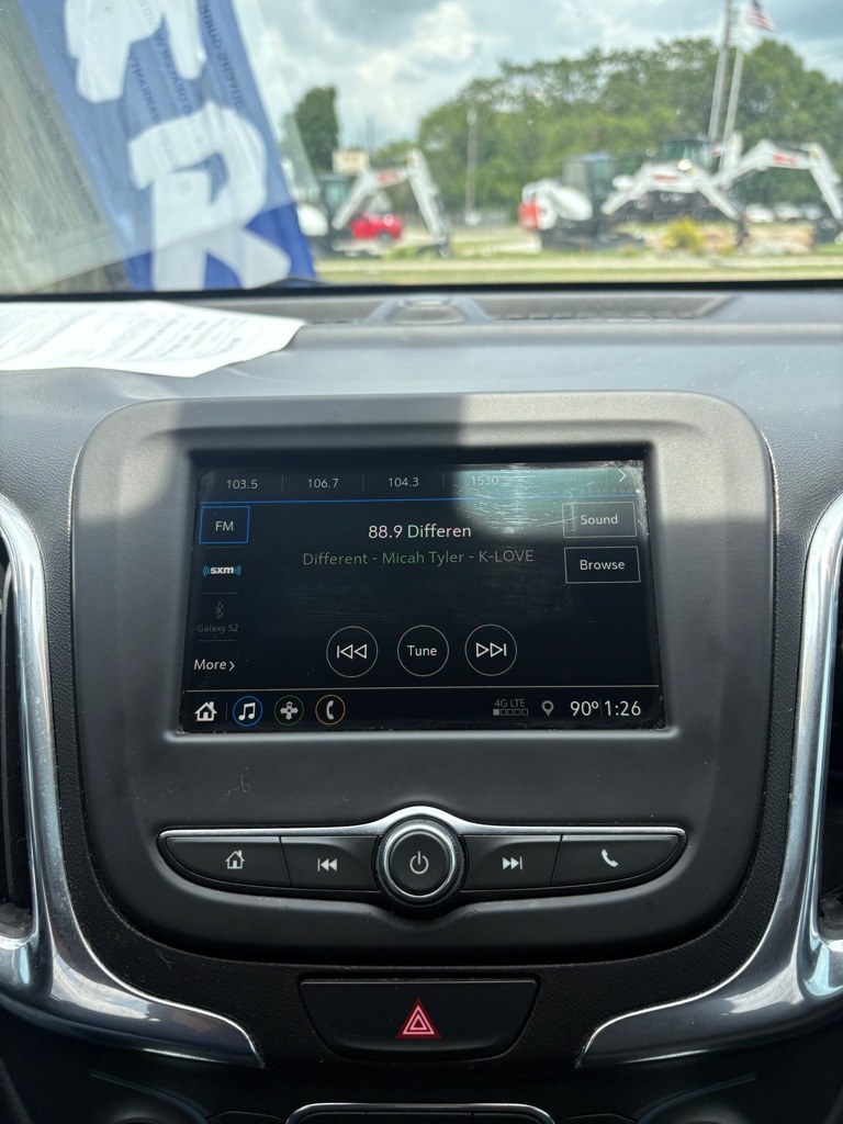 Photo 19 of this CHEVROLET EQUINOX
