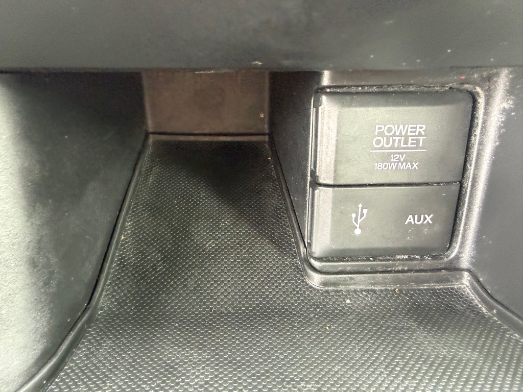 Photo 21 of this HONDA ACCORD