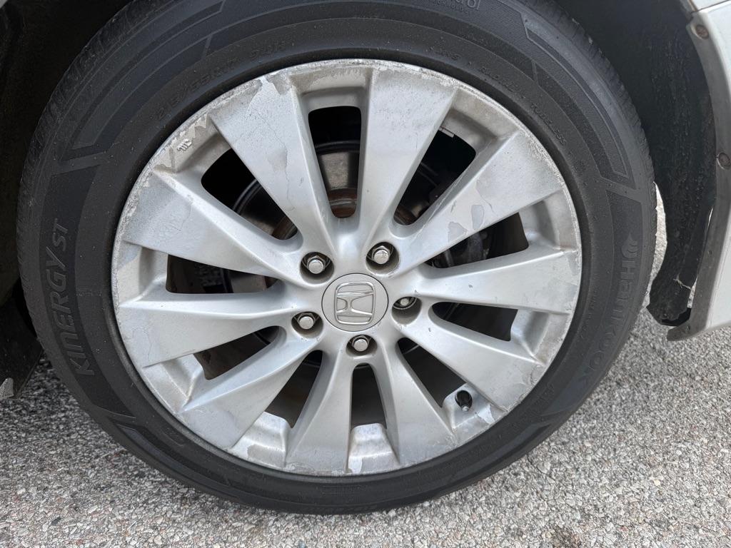 Photo 13 of this HONDA ACCORD