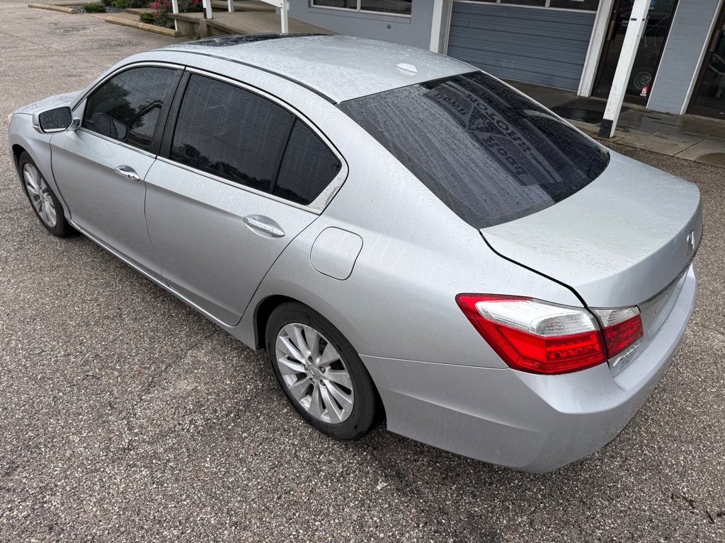 Photo 8 of this HONDA ACCORD