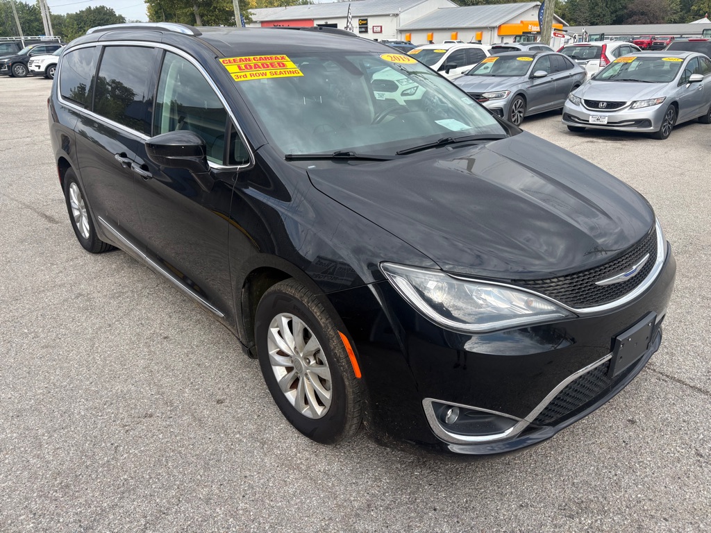 2019 CHRYSLER PACIFICA