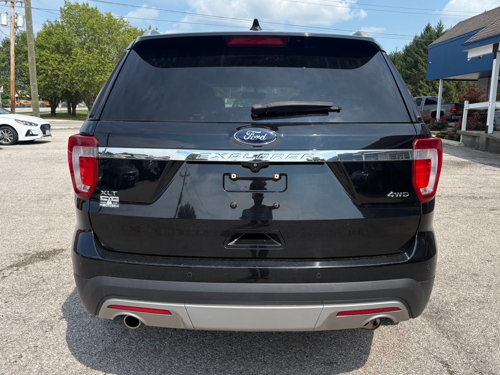 Photo 5 of this FORD EXPLORER