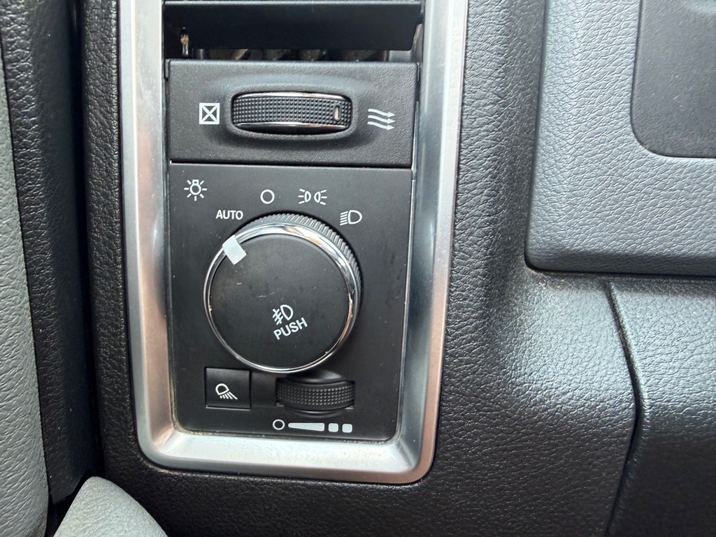 Photo 21 of this RAM 1500