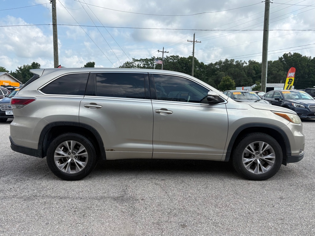 Photo 3 of this TOYOTA HIGHLANDER