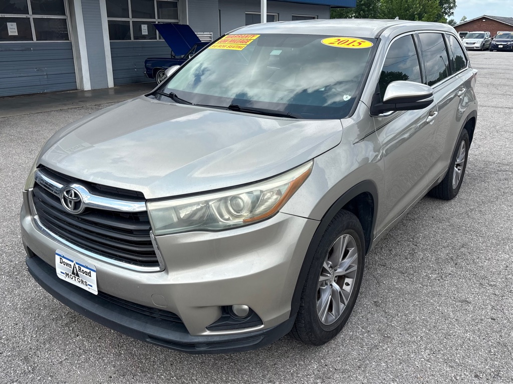 Photo 7 of this TOYOTA HIGHLANDER