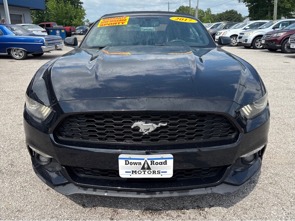 Photo 9 of this FORD MUSTANG