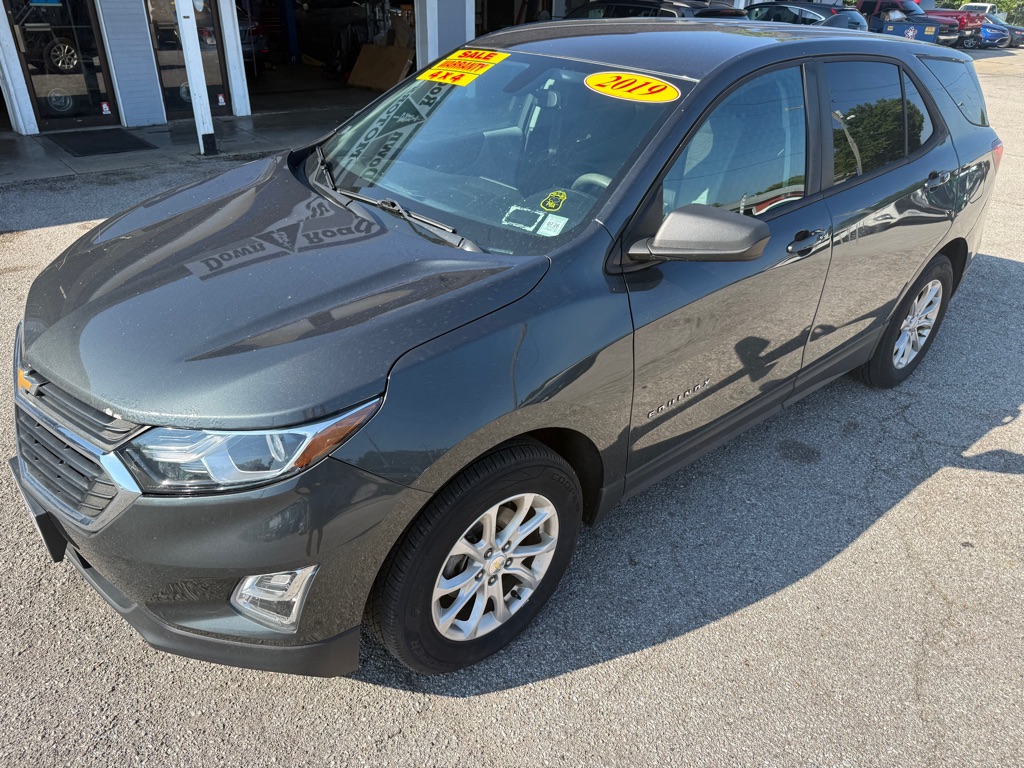 Photo 3 of this CHEVROLET EQUINOX