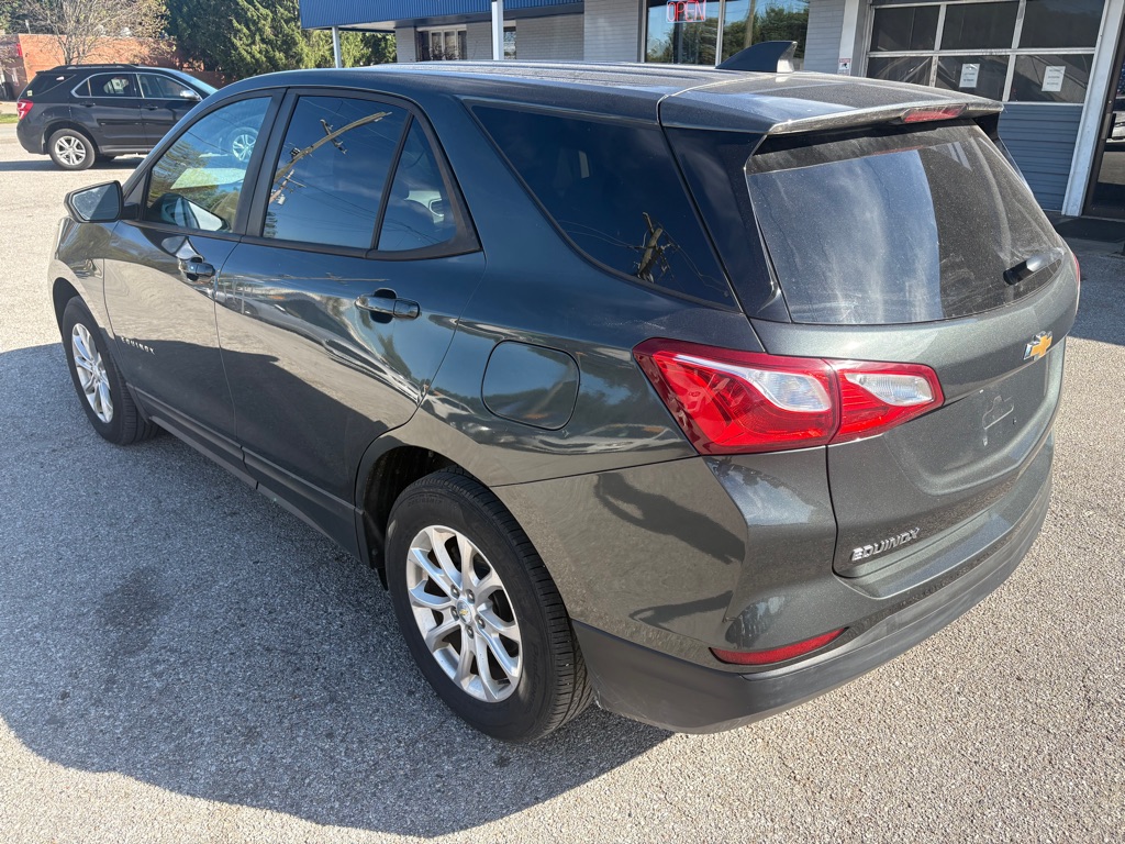 Photo 24 of this CHEVROLET EQUINOX