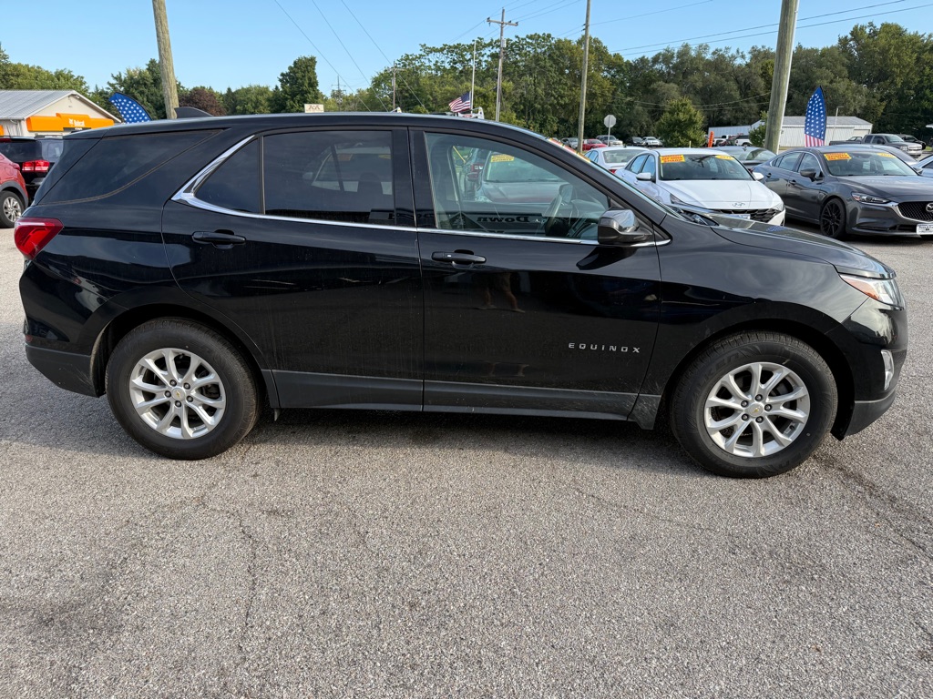 Photo 6 of this CHEVROLET EQUINOX