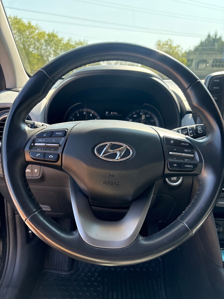 Photo 16 of this HYUNDAI KONA