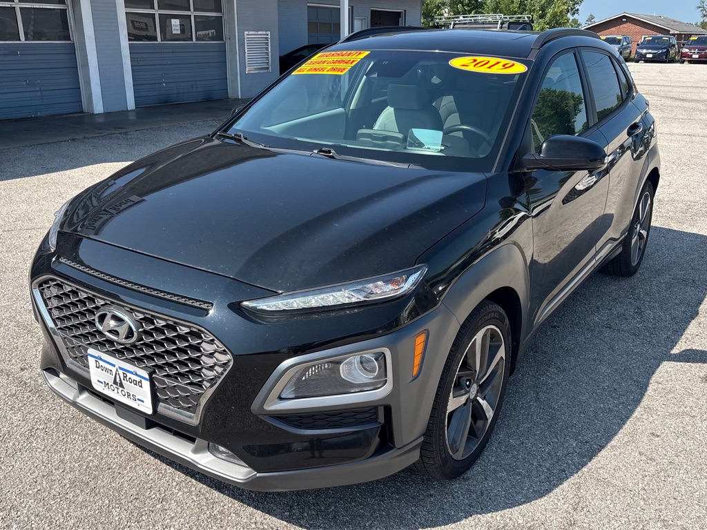 Photo 7 of this HYUNDAI KONA