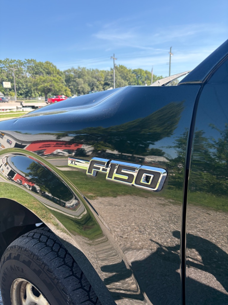 Photo 17 of this FORD F-150