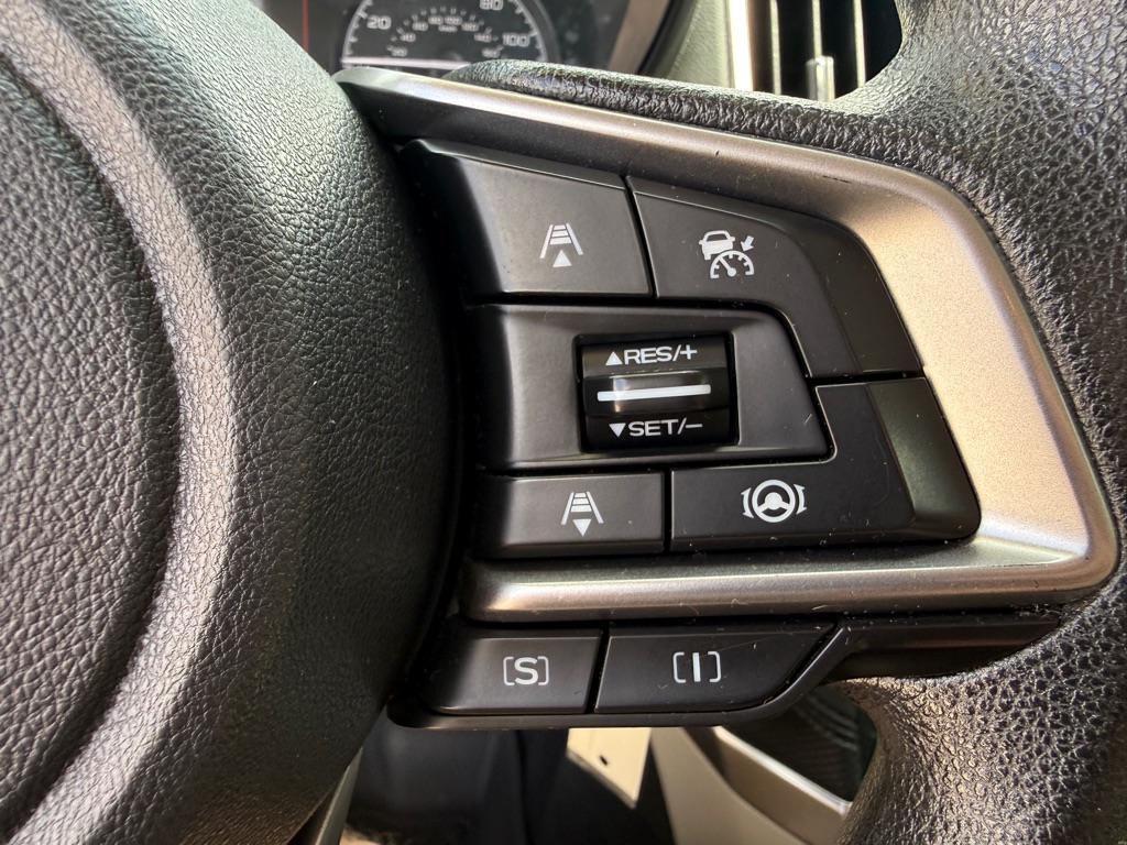 Photo 18 of this SUBARU FORESTER