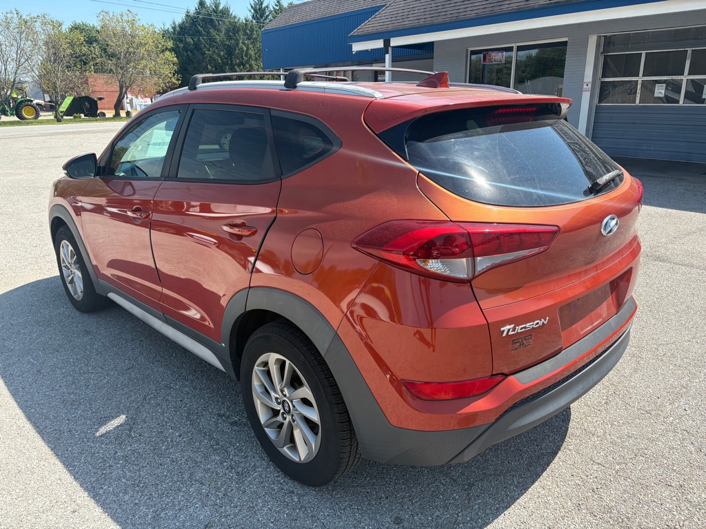 Photo 6 of this HYUNDAI TUCSON