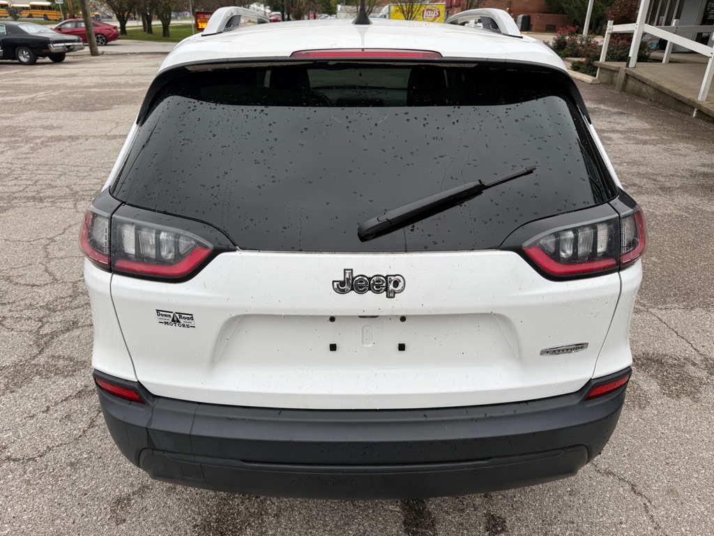 Photo 7 of this JEEP CHEROKEE