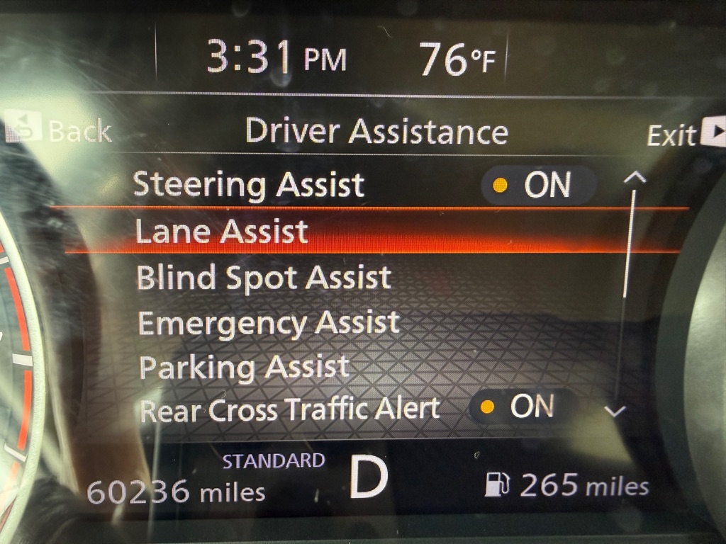 Photo 22 of this NISSAN ROGUE