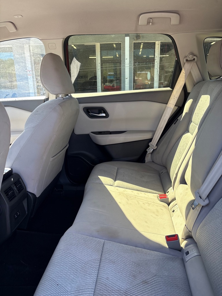 Photo 11 of this NISSAN ROGUE