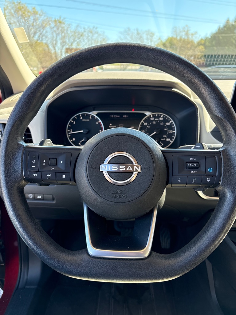 Photo 16 of this NISSAN ROGUE