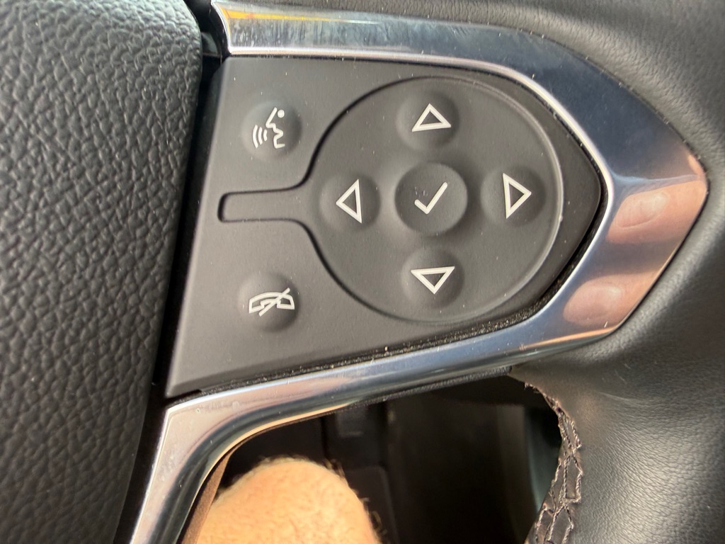 Photo 18 of this CHEVROLET TRAVERSE