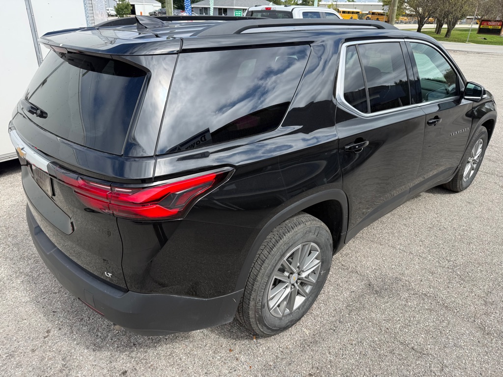 Photo 8 of this CHEVROLET TRAVERSE