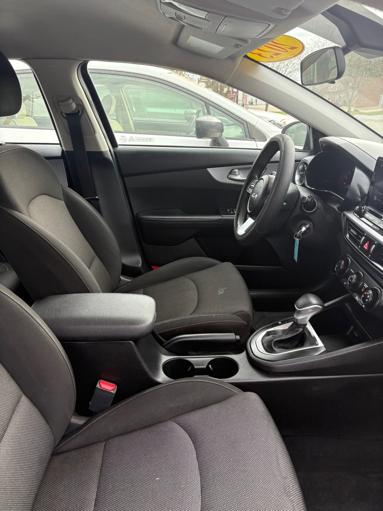Photo 20 of this KIA FORTE