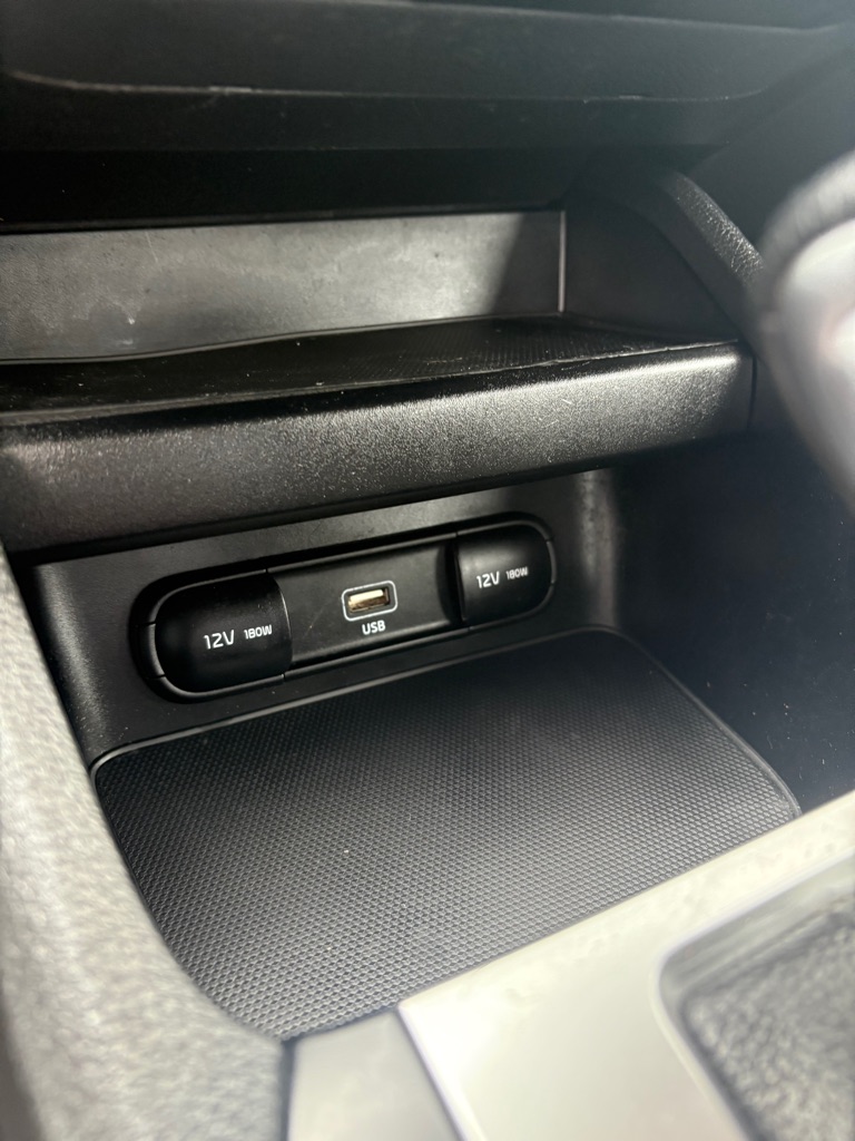 Photo 25 of this KIA FORTE