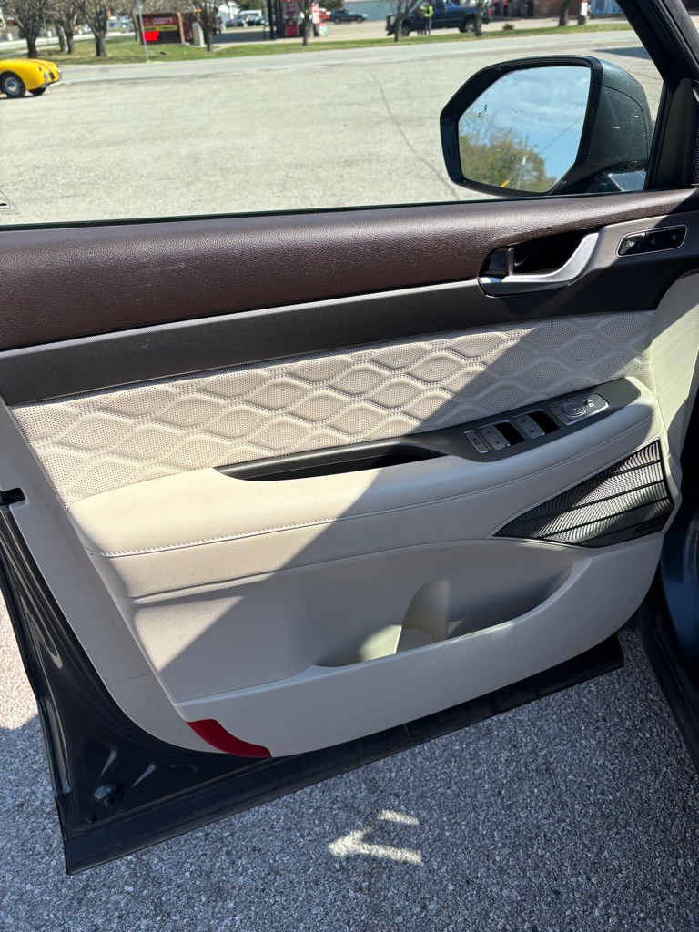 Photo 12 of this HYUNDAI PALISADE