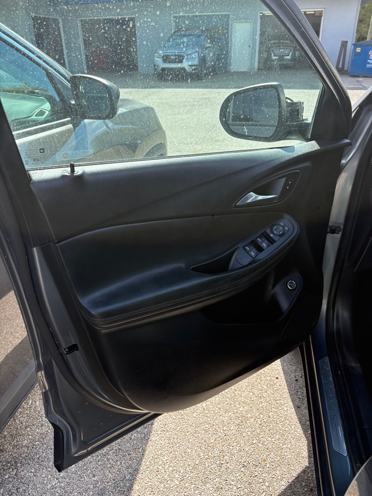 Photo 10 of this BUICK ENCORE GX