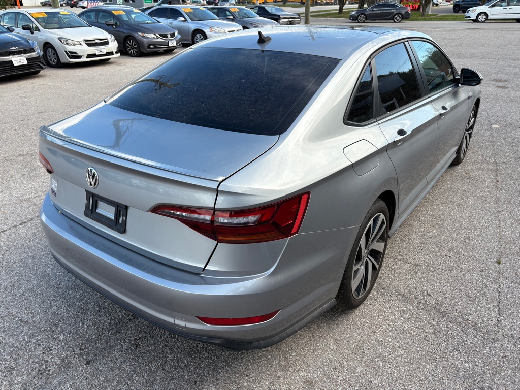 Photo 4 of this VOLKSWAGEN JETTA
