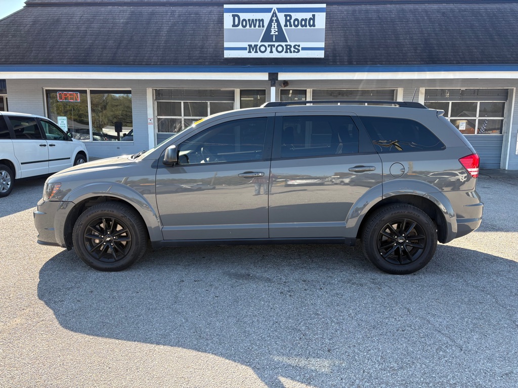 Photo 2 of this DODGE JOURNEY
