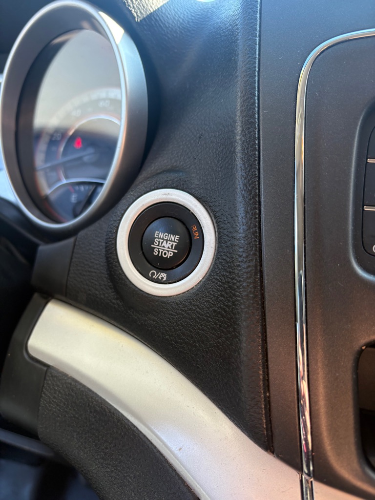 Photo 18 of this DODGE JOURNEY