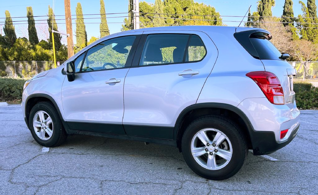 CHEVROLET TRAX 2018 CHEVROLET TRAX KL7CJNSB5JB718653