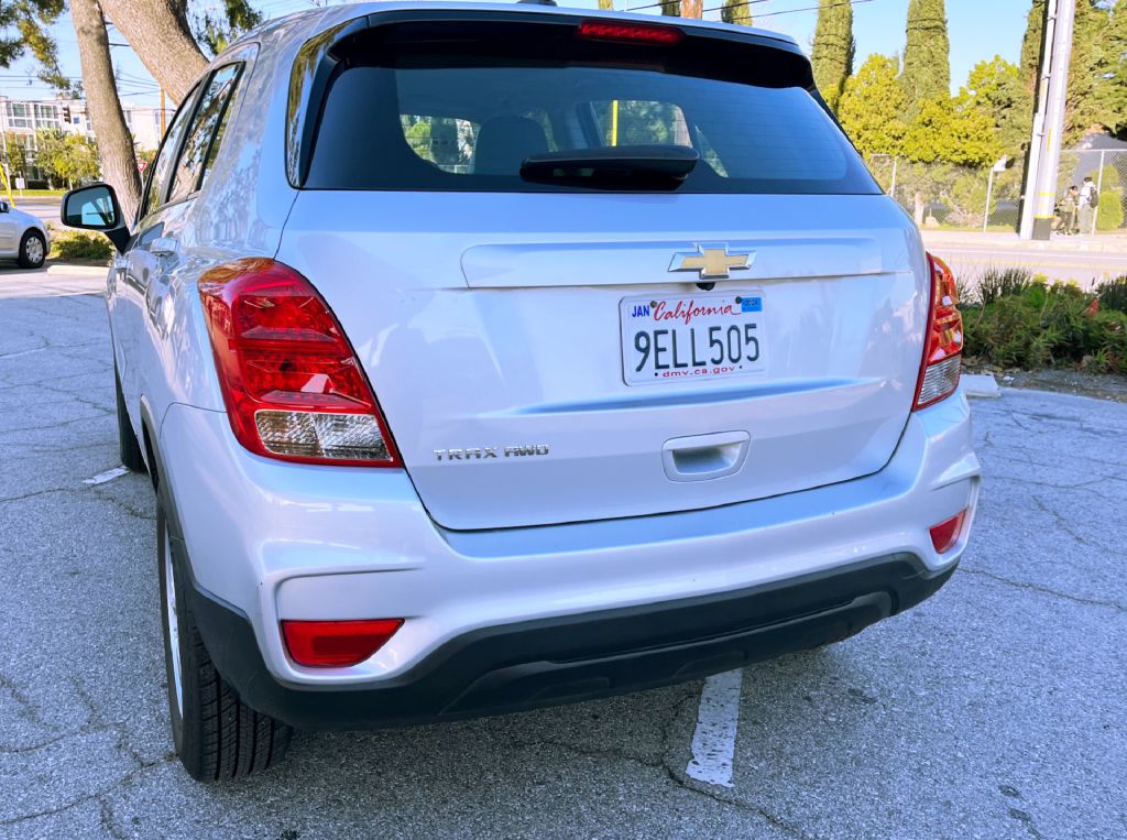 CHEVROLET TRAX 2018 CHEVROLET TRAX KL7CJNSB5JB718653