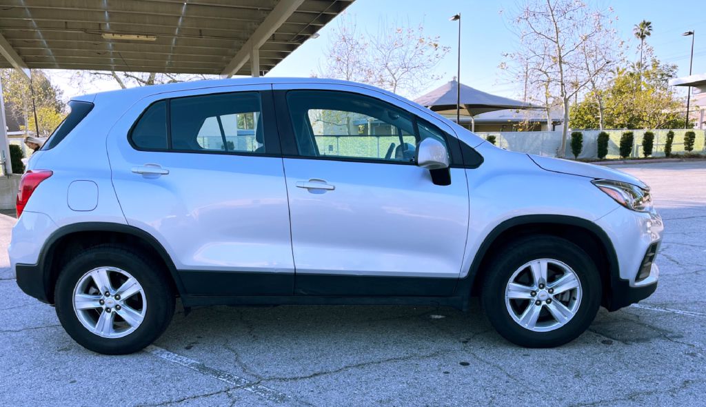 CHEVROLET TRAX 2018 CHEVROLET TRAX KL7CJNSB5JB718653