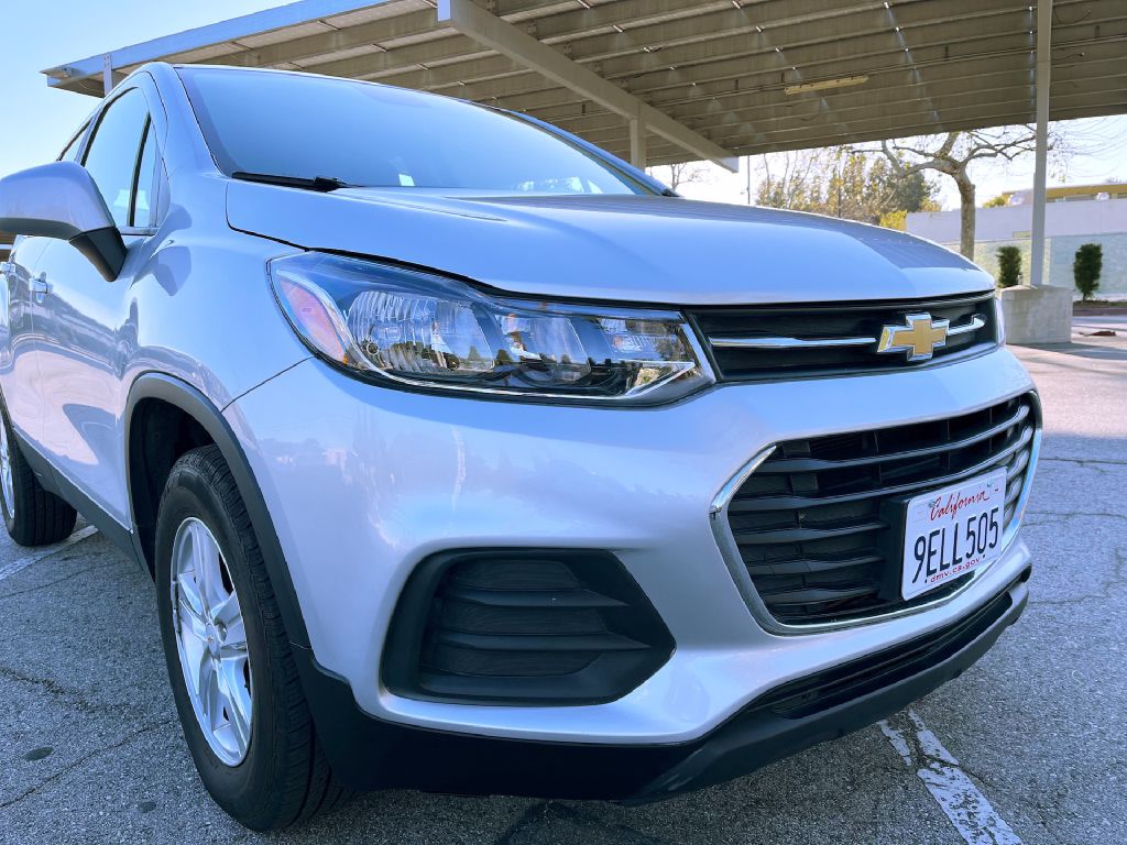 CHEVROLET TRAX 2018 CHEVROLET TRAX KL7CJNSB5JB718653