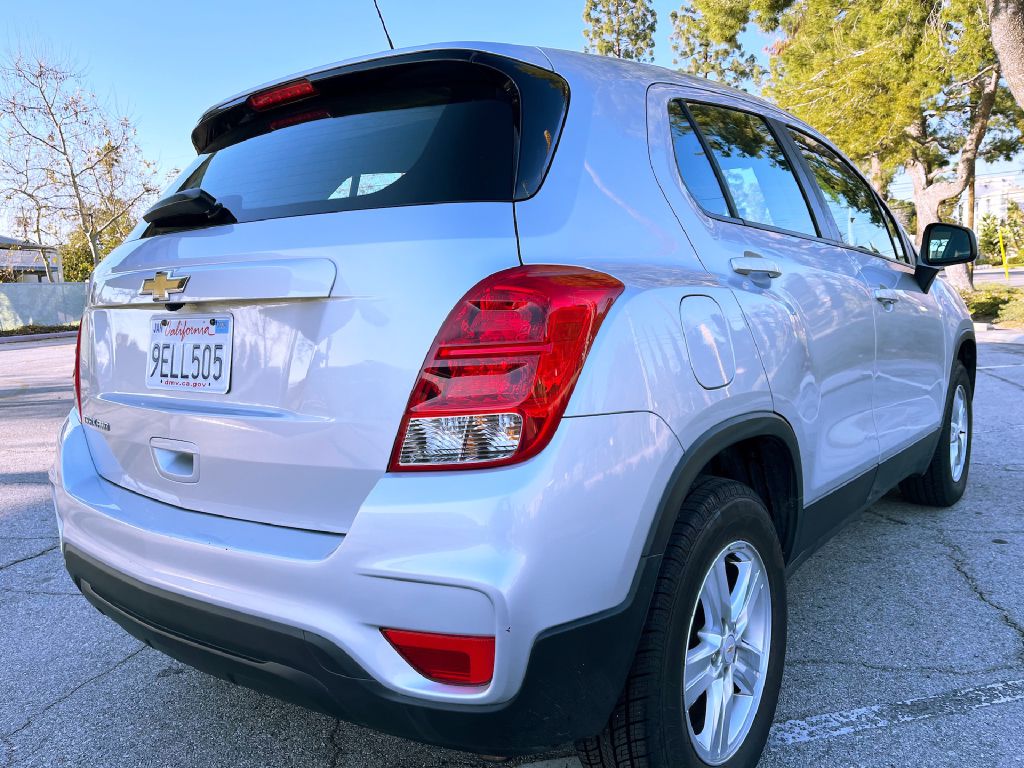 CHEVROLET TRAX 2018 CHEVROLET TRAX KL7CJNSB5JB718653