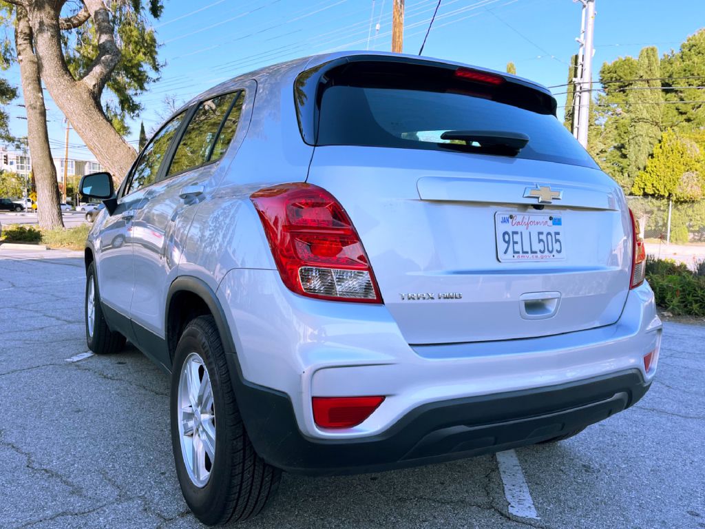 CHEVROLET TRAX 2018 CHEVROLET TRAX KL7CJNSB5JB718653