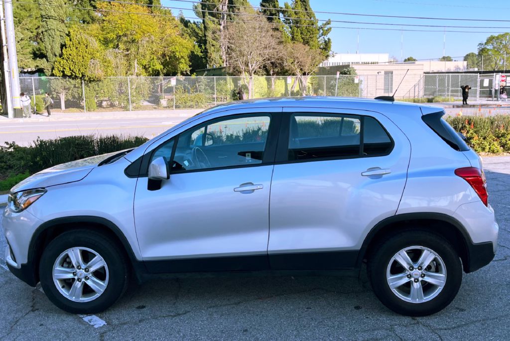 CHEVROLET TRAX 2018 CHEVROLET TRAX KL7CJNSB5JB718653