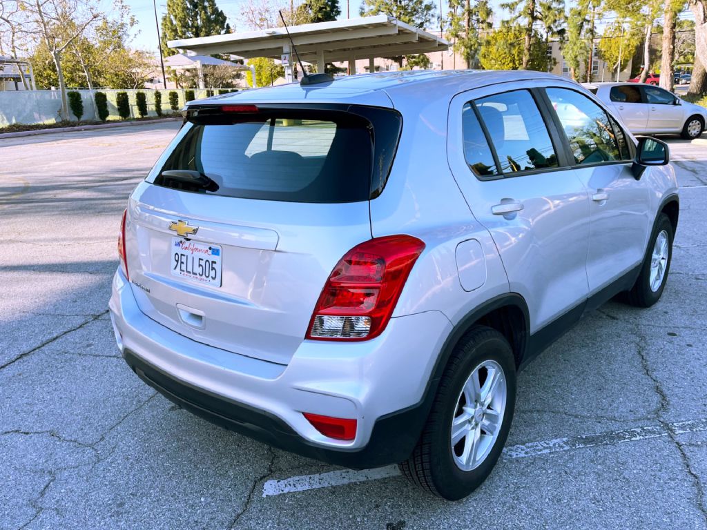 CHEVROLET TRAX 2018 CHEVROLET TRAX KL7CJNSB5JB718653