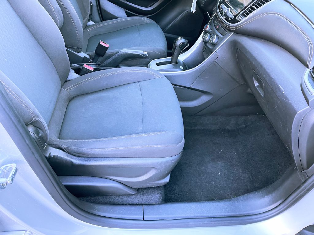 CHEVROLET TRAX 2018 CHEVROLET TRAX KL7CJNSB5JB718653