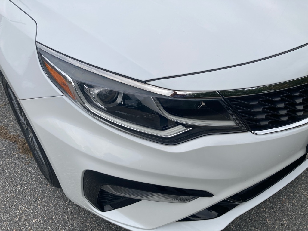 Photo 9 of this KIA OPTIMA