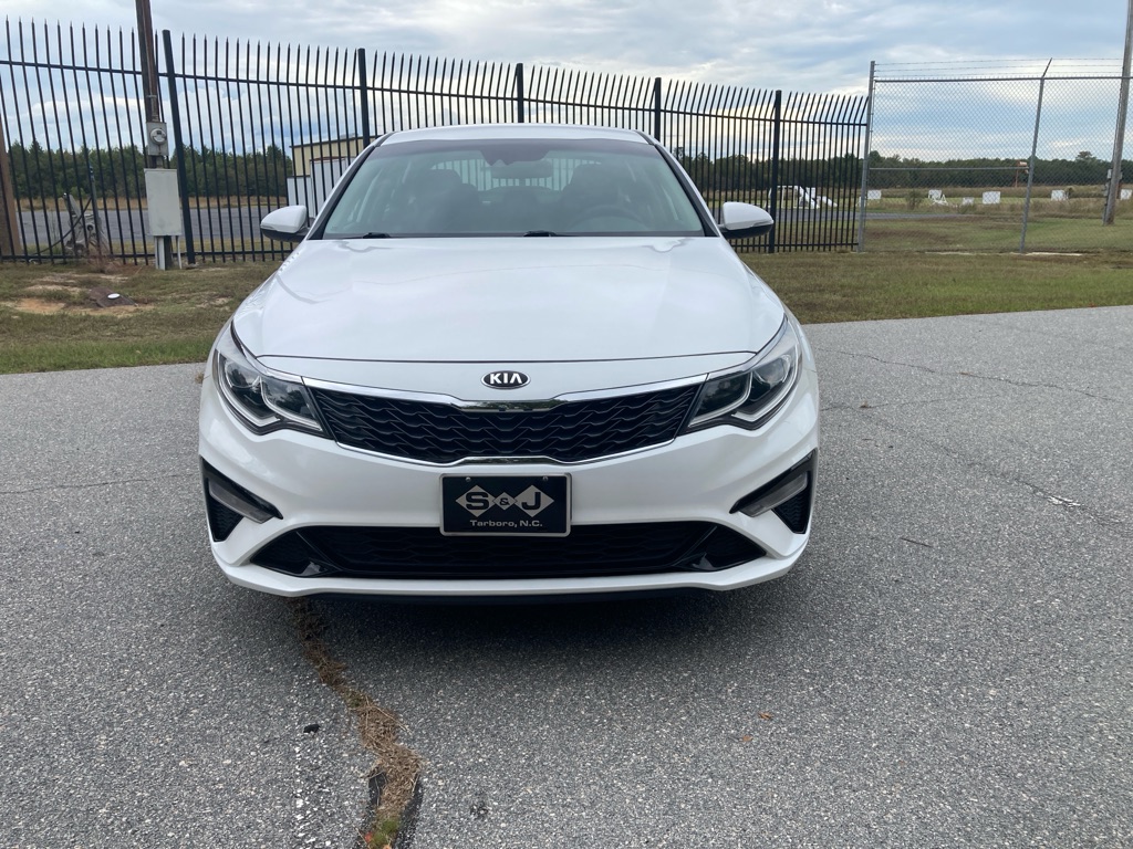 Photo 2 of this KIA OPTIMA