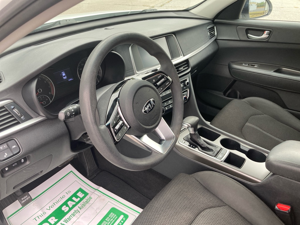 Photo 12 of this KIA OPTIMA