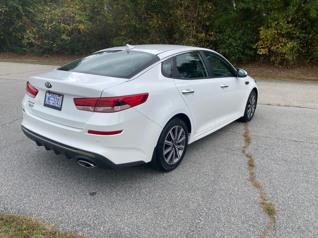 Photo 5 of this KIA OPTIMA