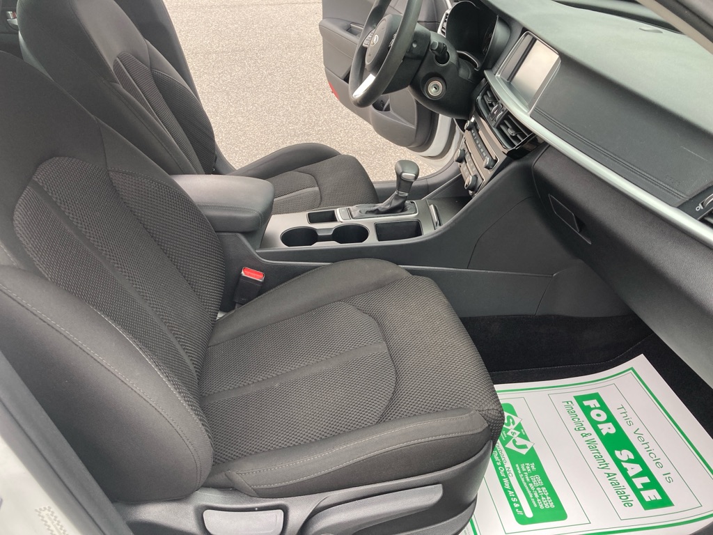 Photo 17 of this KIA OPTIMA