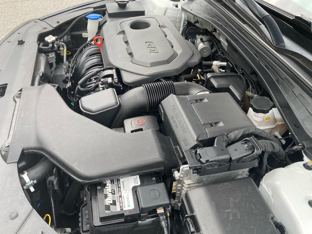 Photo 21 of this KIA OPTIMA