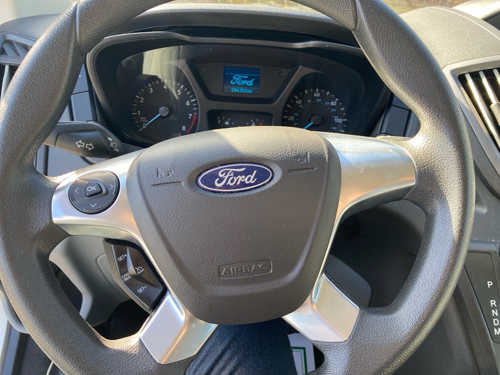 Photo 18 of this FORD TRANSIT