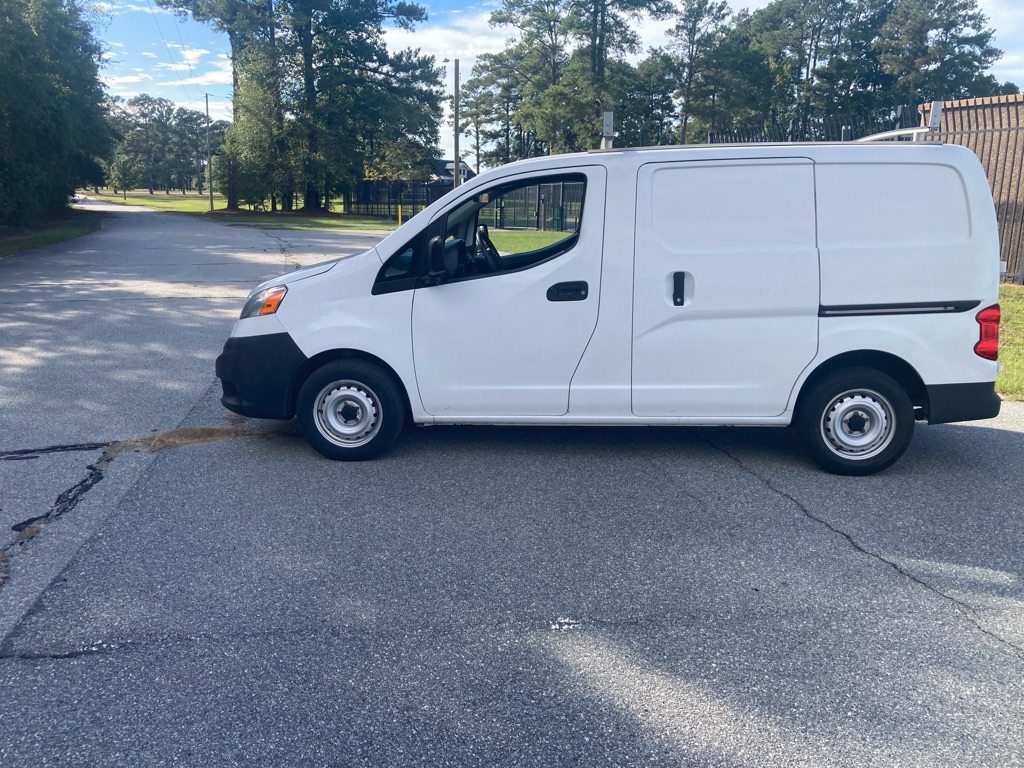 Photo 19 of this NISSAN NV200