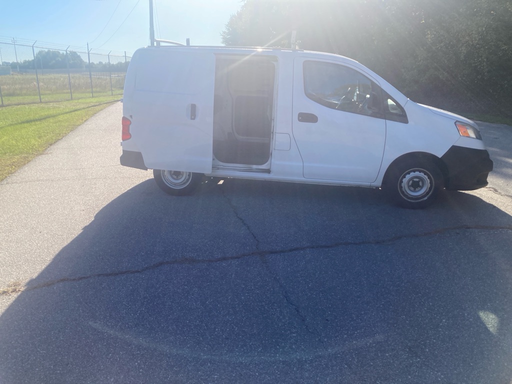 Photo 4 of this NISSAN NV200