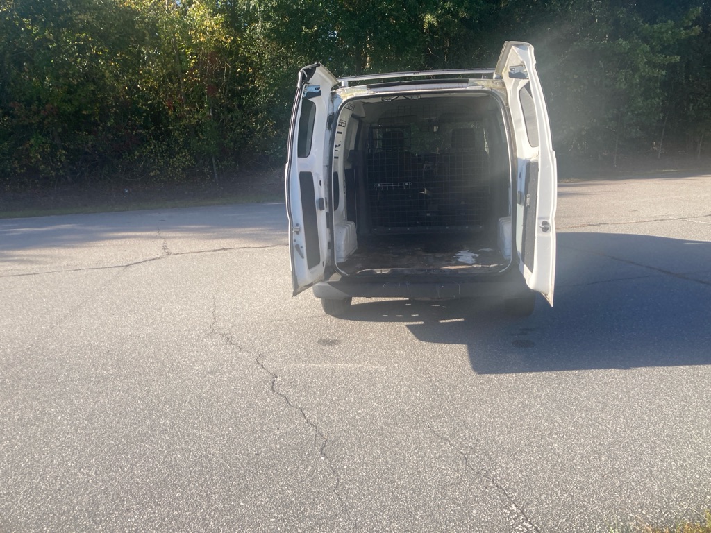 Photo 9 of this NISSAN NV200